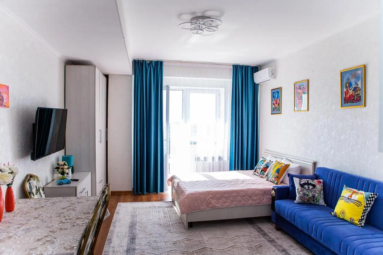Apartment Студия В Центре Города, В «Золотом Квадрате» Almaty